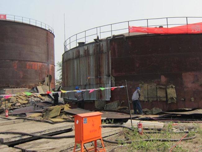 油罐拆除安全施工現場