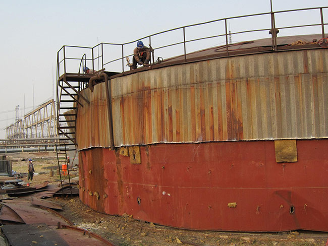 油罐拆除安全施工現場